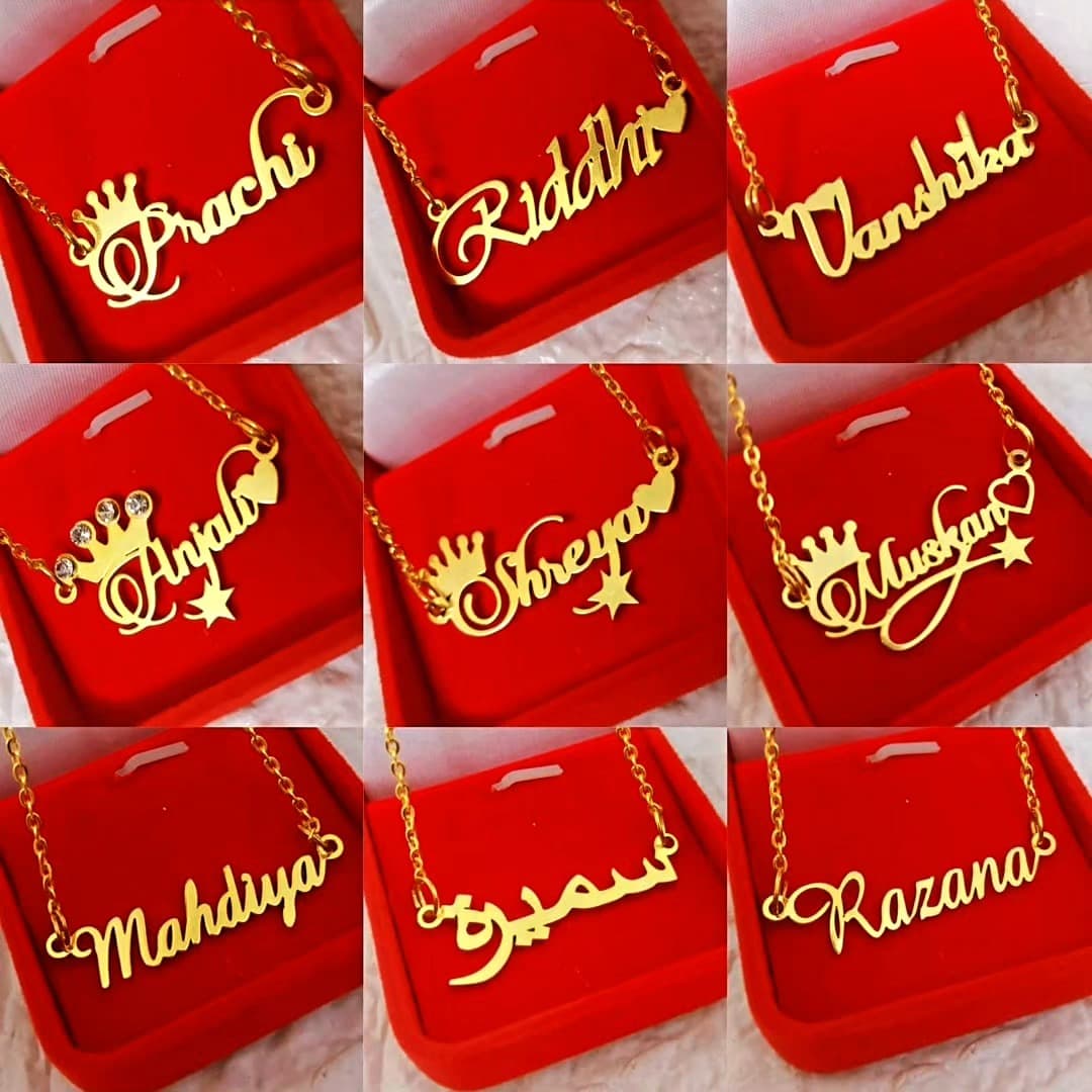 Lockets & Jewelry